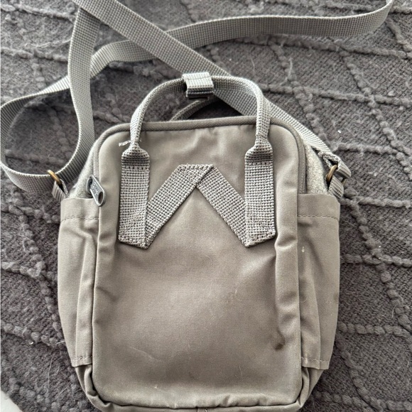 Kånken Mini Gray Backpack - Picture 2 of 2